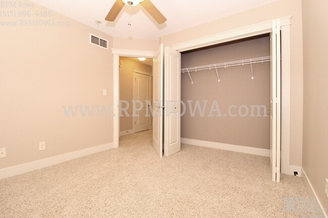 Building Photo - JOHNSTON SCHOOLS!! 3 Bed 2.5 Bath Townhome in Grimes