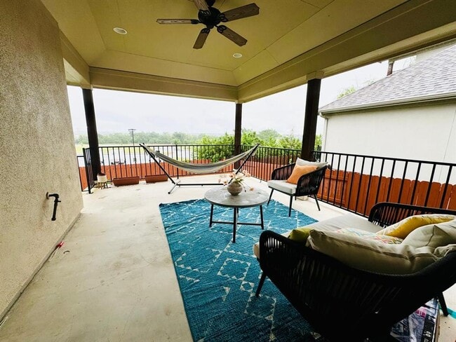 Building Photo - 2208 Cabrillo Path