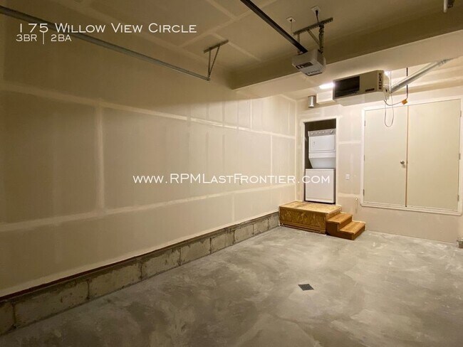 Building Photo - 175 Willow View Cir