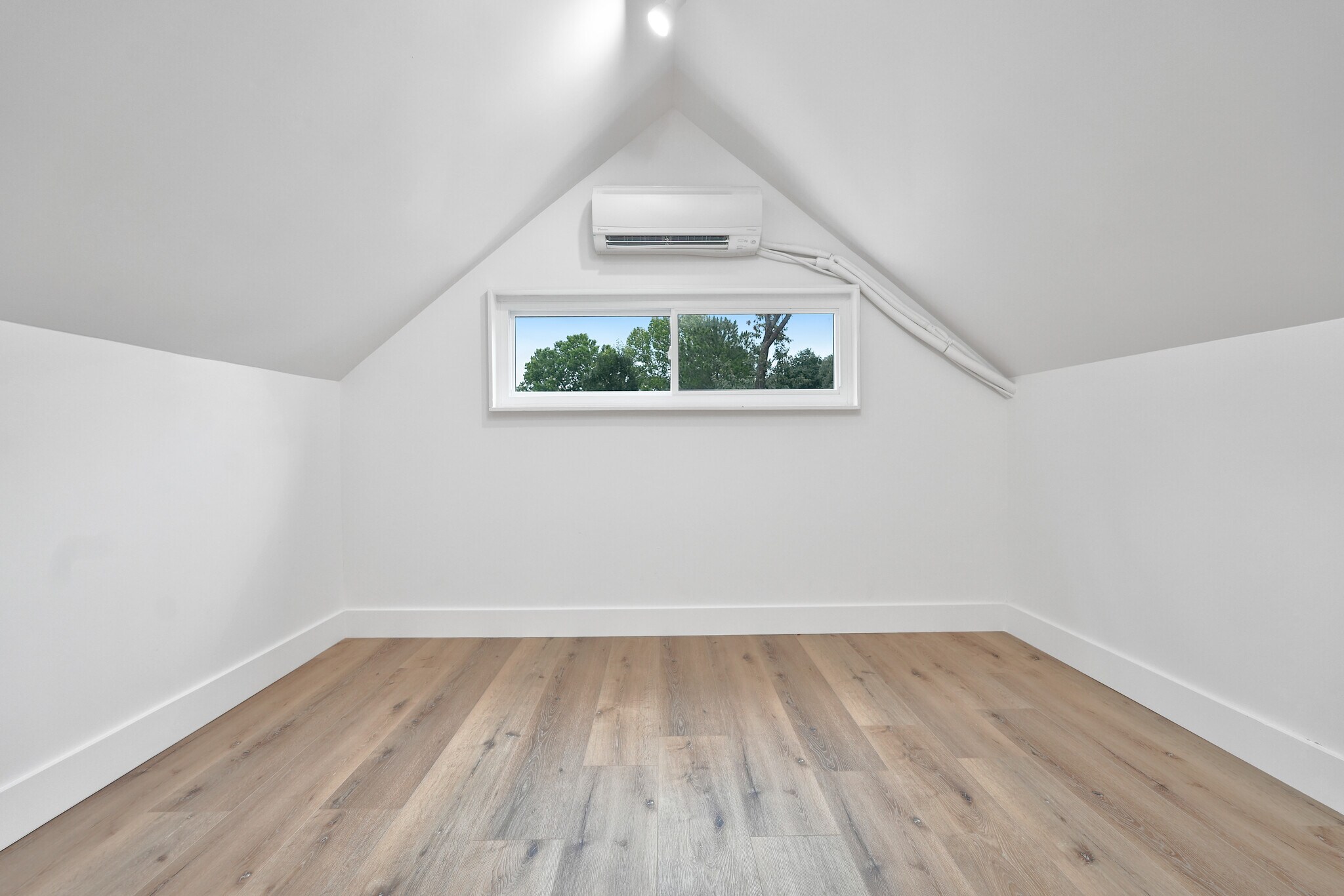Secondary Bedroom - 4323 Marlborough Dr