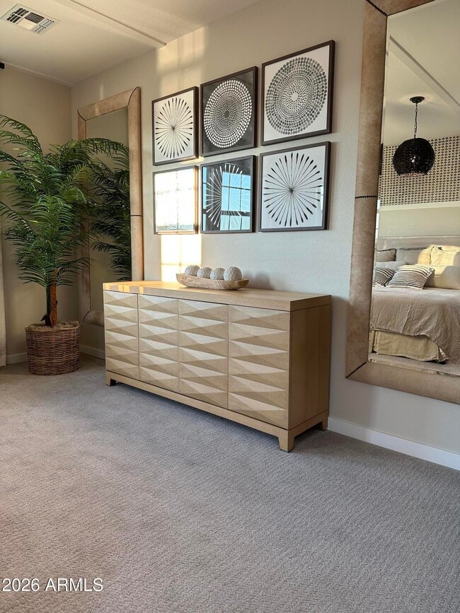 Building Photo - 1663 E Hampton Ln