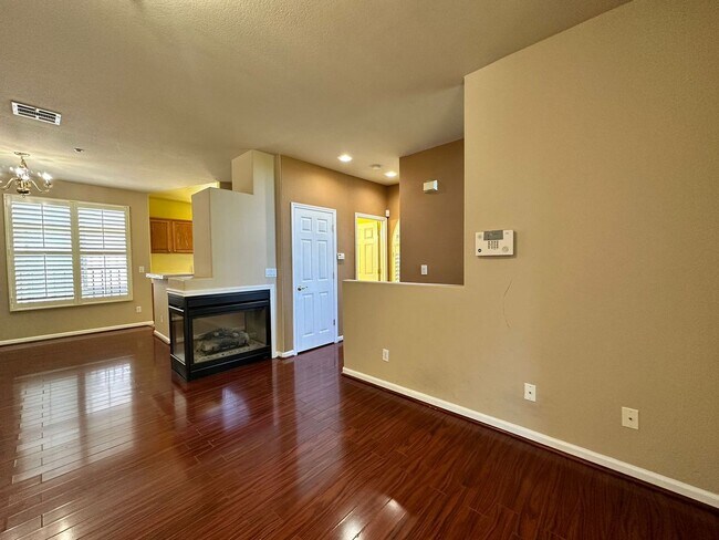 Building Photo - Gated Hayward Townhome with 2-Car Garage & Private Patio