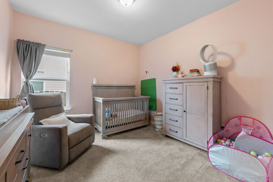 Building Photo - 9002 Summit Lk