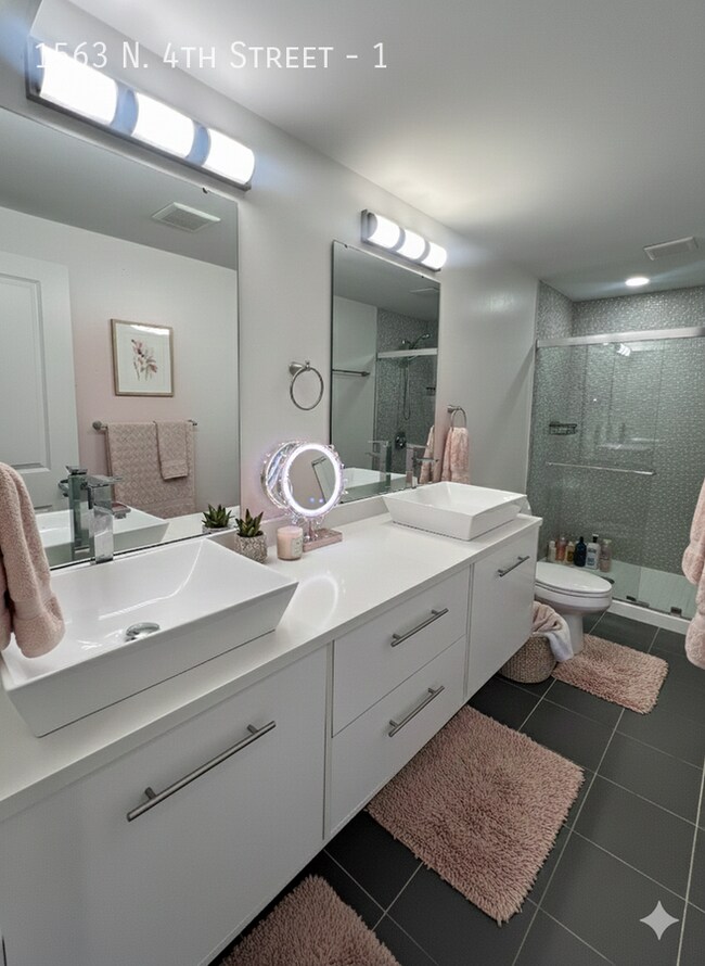 Building Photo - 1563 N 4th St