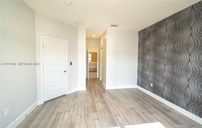 Building Photo - 10574 NW 81st Terrace