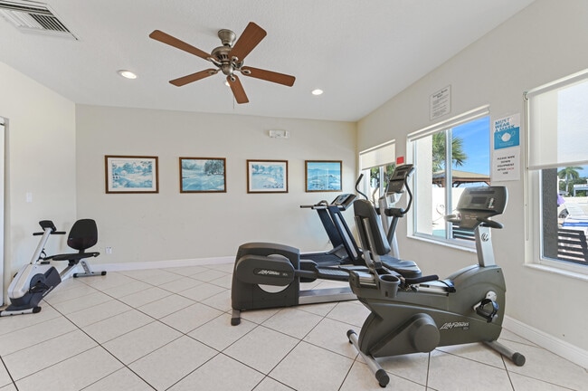 Building Photo - 650 Snug Harbor Dr