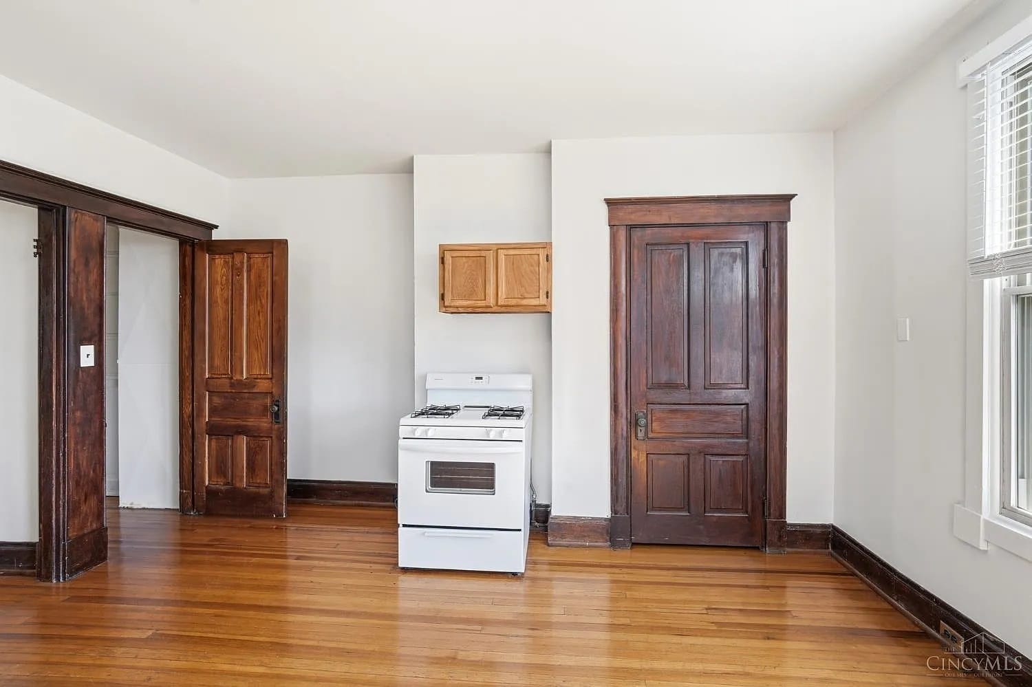 Building Photo - 535 Klotter Ave