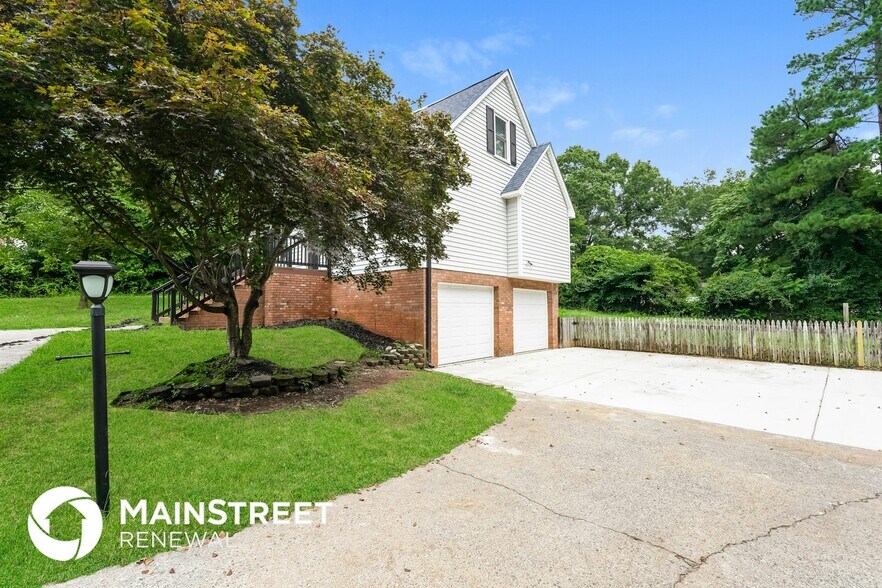 Building Photo - 5379 Buxbury Ct