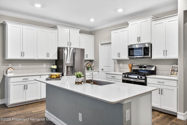 Building Photo - 19462 Forest Garden Ct