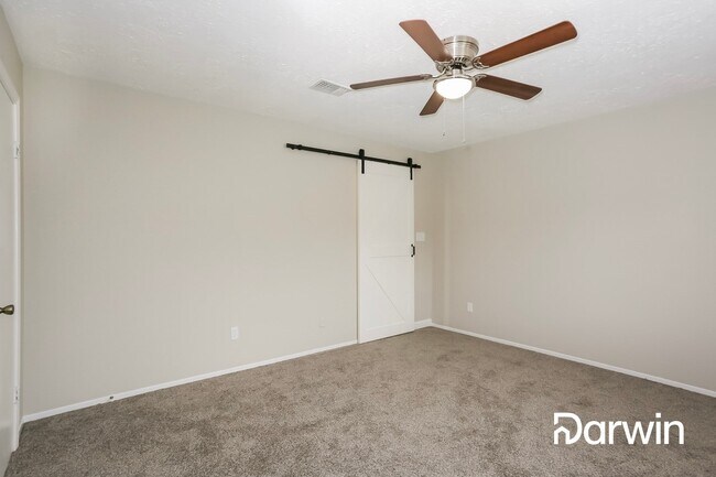 Building Photo - 314 Flora Vista Dr