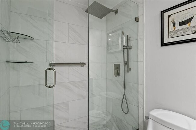 Building Photo - 3700 Galt Ocean Dr