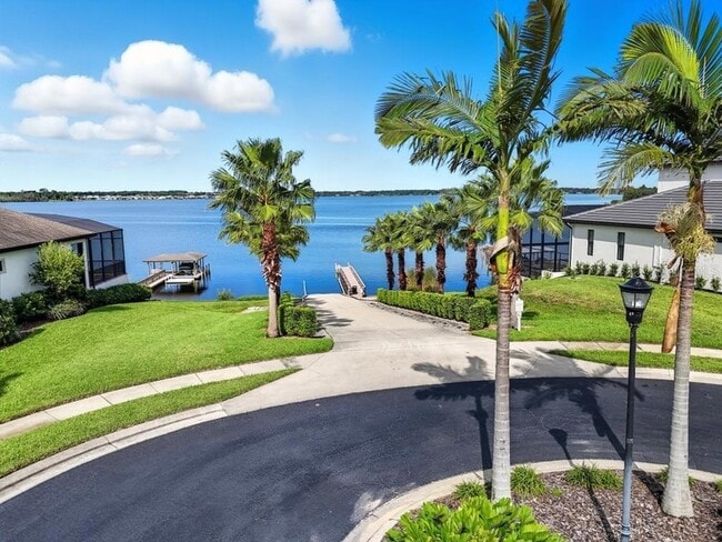 Building Photo - 200 Snowy Orchid Way