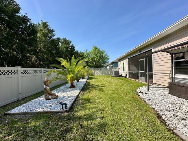 Building Photo - Spacious Home in Growing Area of St. Johns...