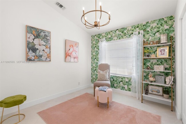 Building Photo - 15465 Lake Magnolia Pl