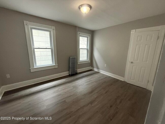 Building Photo - 508 Harrison Ave