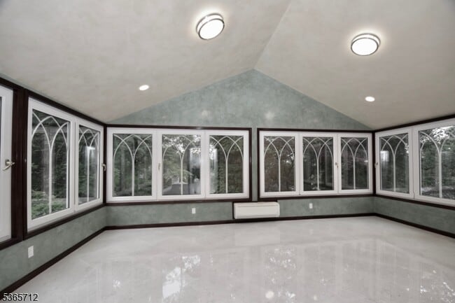 Building Photo - 53 Pine Grove Rd