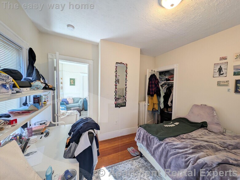 Building Photo - 300 Boston Ave