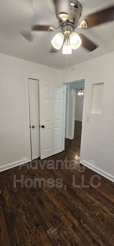 Building Photo - 11410 Palmer Ave