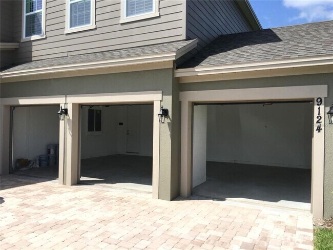 Building Photo - 9124 Merlon Dr