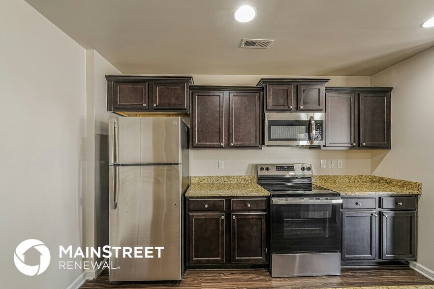 Building Photo - 204 Leonards Ct