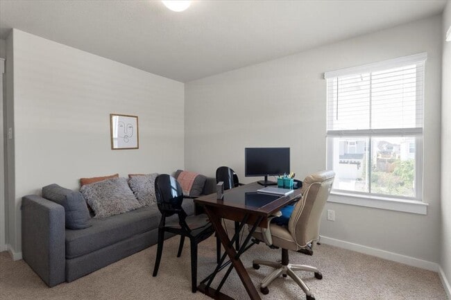 Building Photo - 1530 McKinney Dr