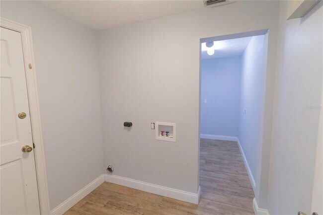 Building Photo - 2505 Buckhorn Run Dr