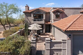 Building Photo - 7220 E Mary Sharon Dr