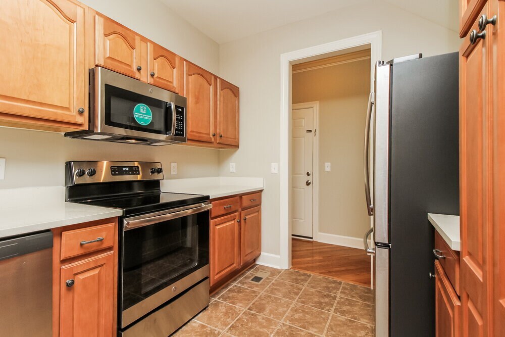 Building Photo - 241 Conquest Rd