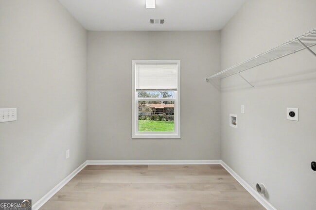 Building Photo - 3907 Lauada Dr