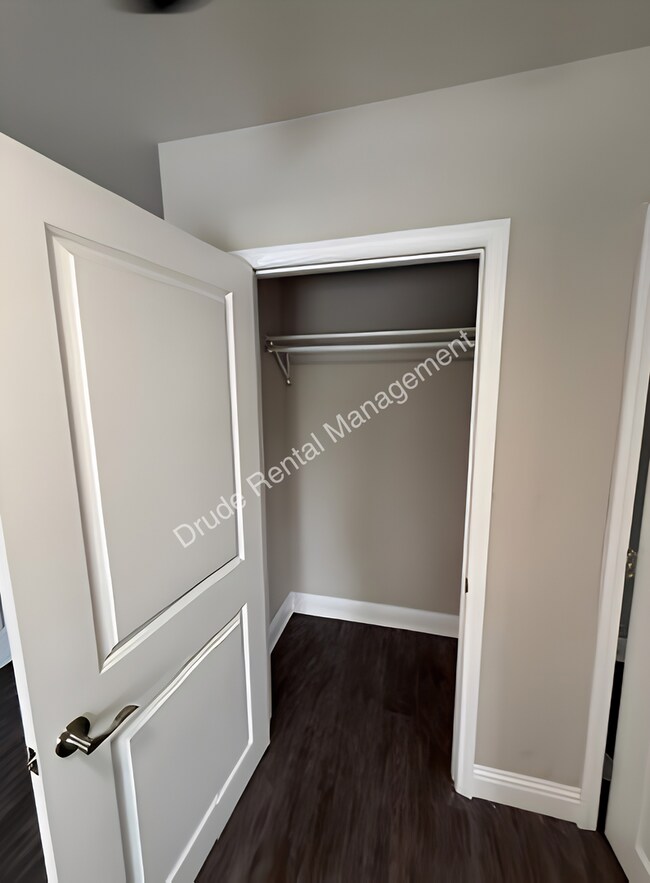 Building Photo - Remodel and Charming Home