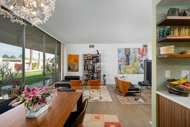 Building Photo - 17 Desert Lakes Dr