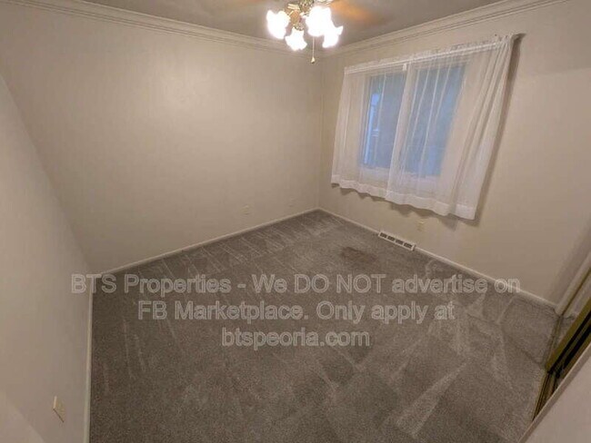 Building Photo - 3224 W Westport Rd