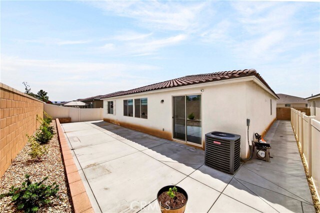 Building Photo - 9521 Venetian Wy