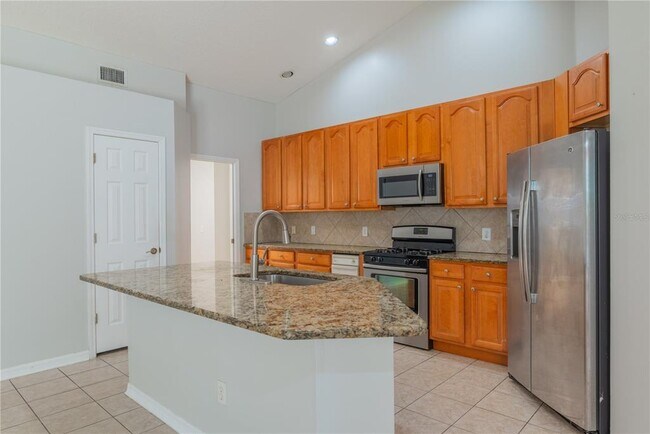 Building Photo - 10457 Canary Isle Dr