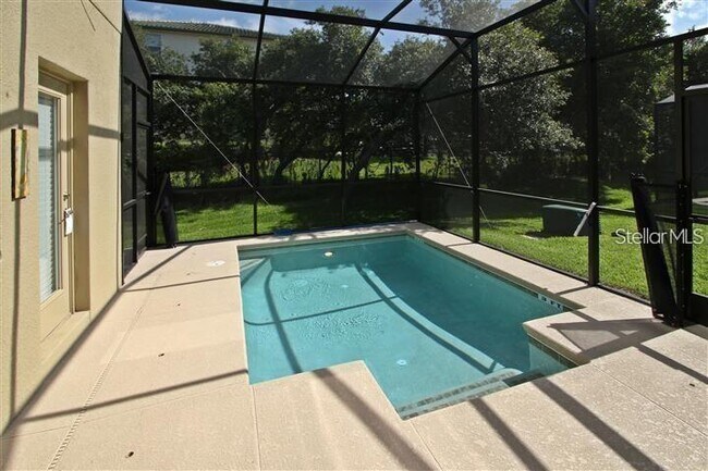 Building Photo - 8951 Cuban Palm Rd