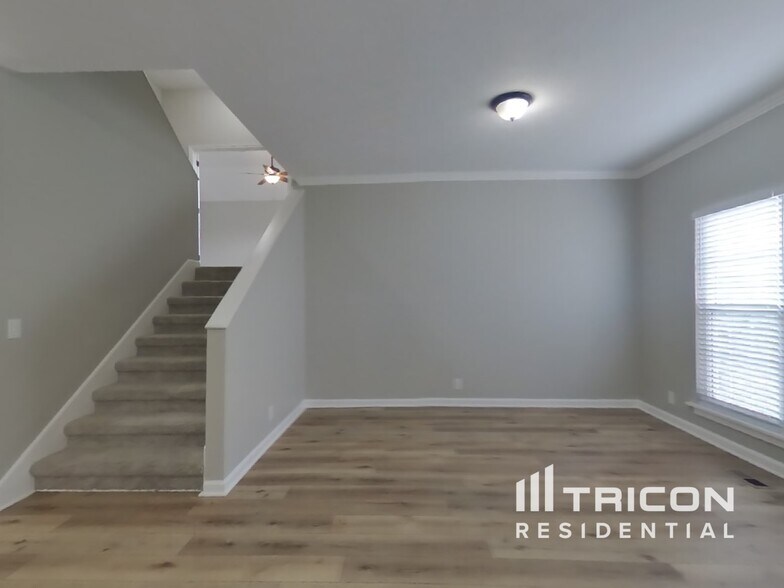 Building Photo - 1208 Holt Hills Ct