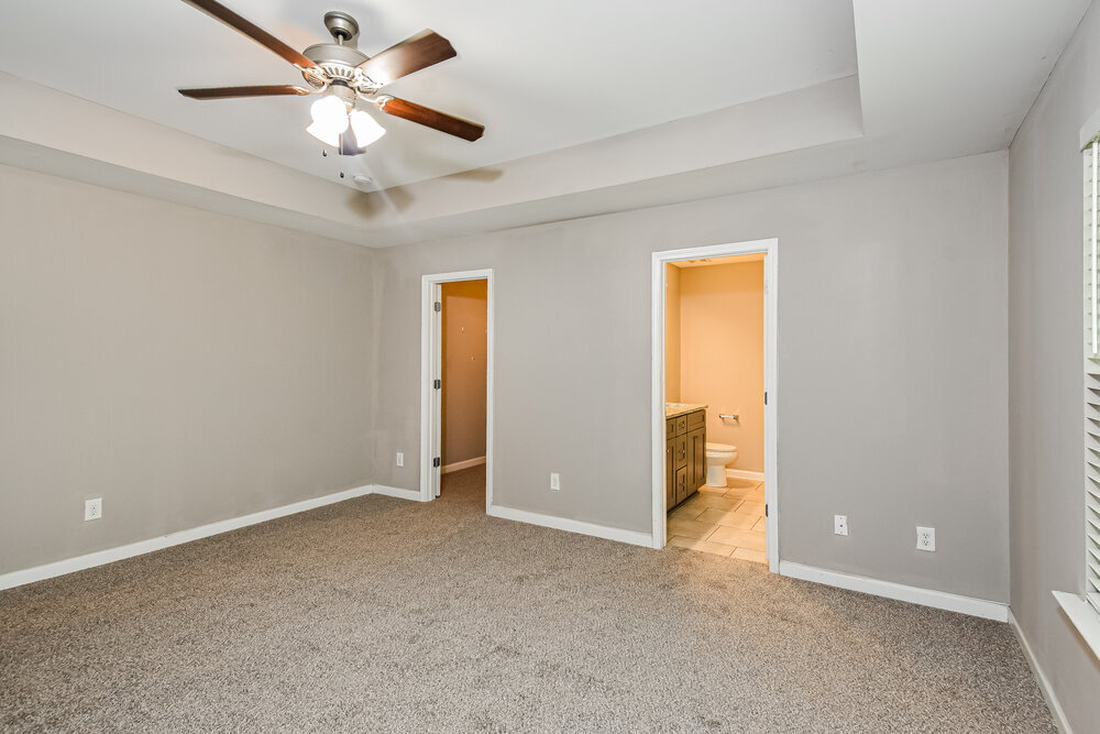 Building Photo - 466 Fieldcrest Dr