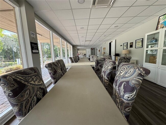 Building Photo - 603 W Club Blvd