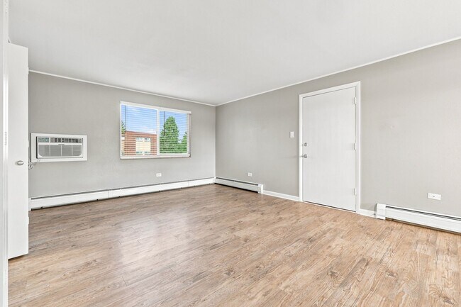 Building Photo - 10765 W 7th Pl