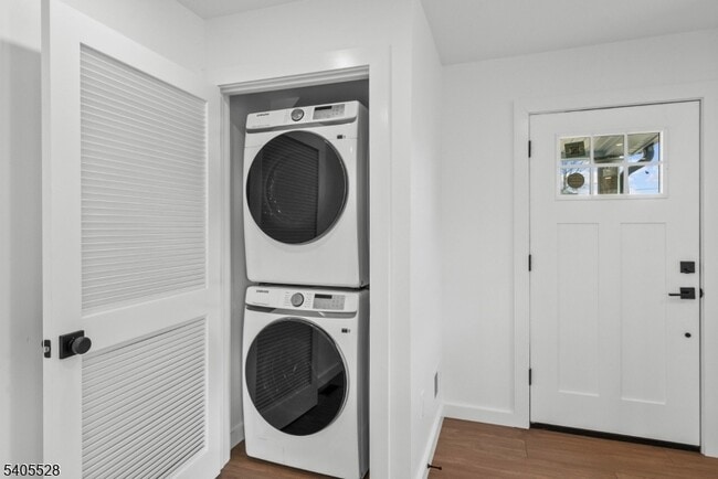 Building Photo - 78 Anderson St