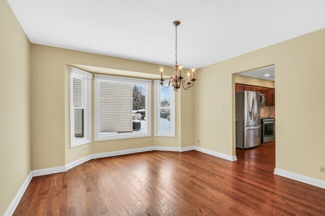 Building Photo - 1000 Cumberland Ln