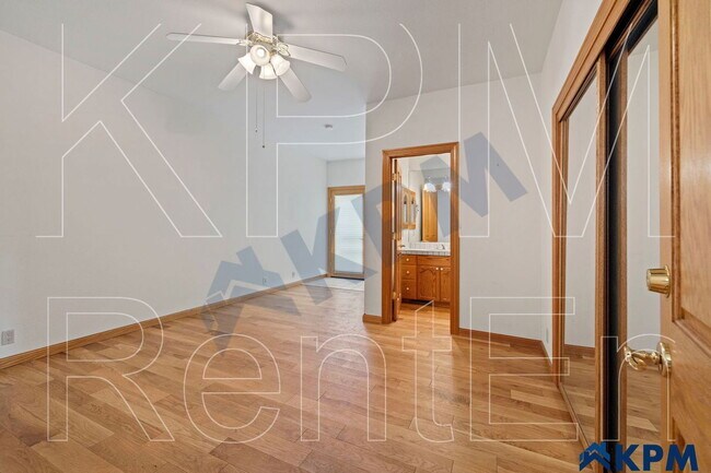 Building Photo - 3453 Lakemist Cir