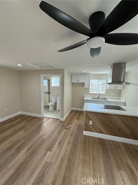 Building Photo - 735 N Bush St