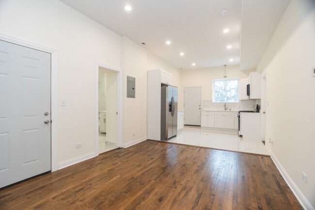 Building Photo - 1524 S 51st Ct