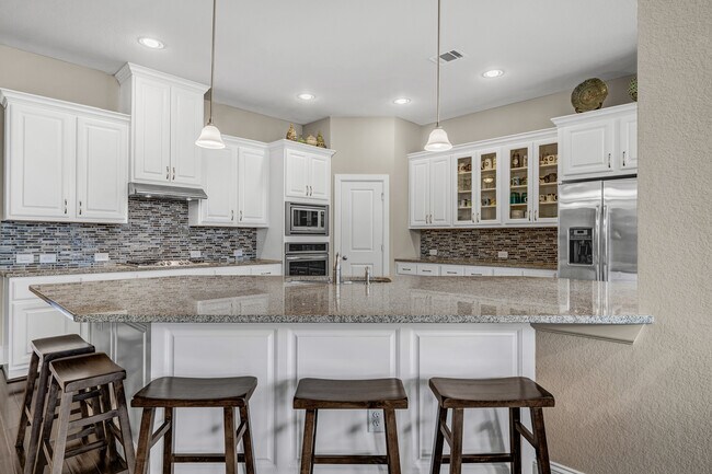 Building Photo - 2603 Hailes Ct