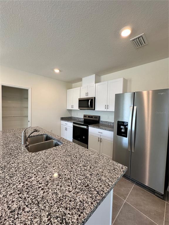 Building Photo - 1767 McCoy Ln