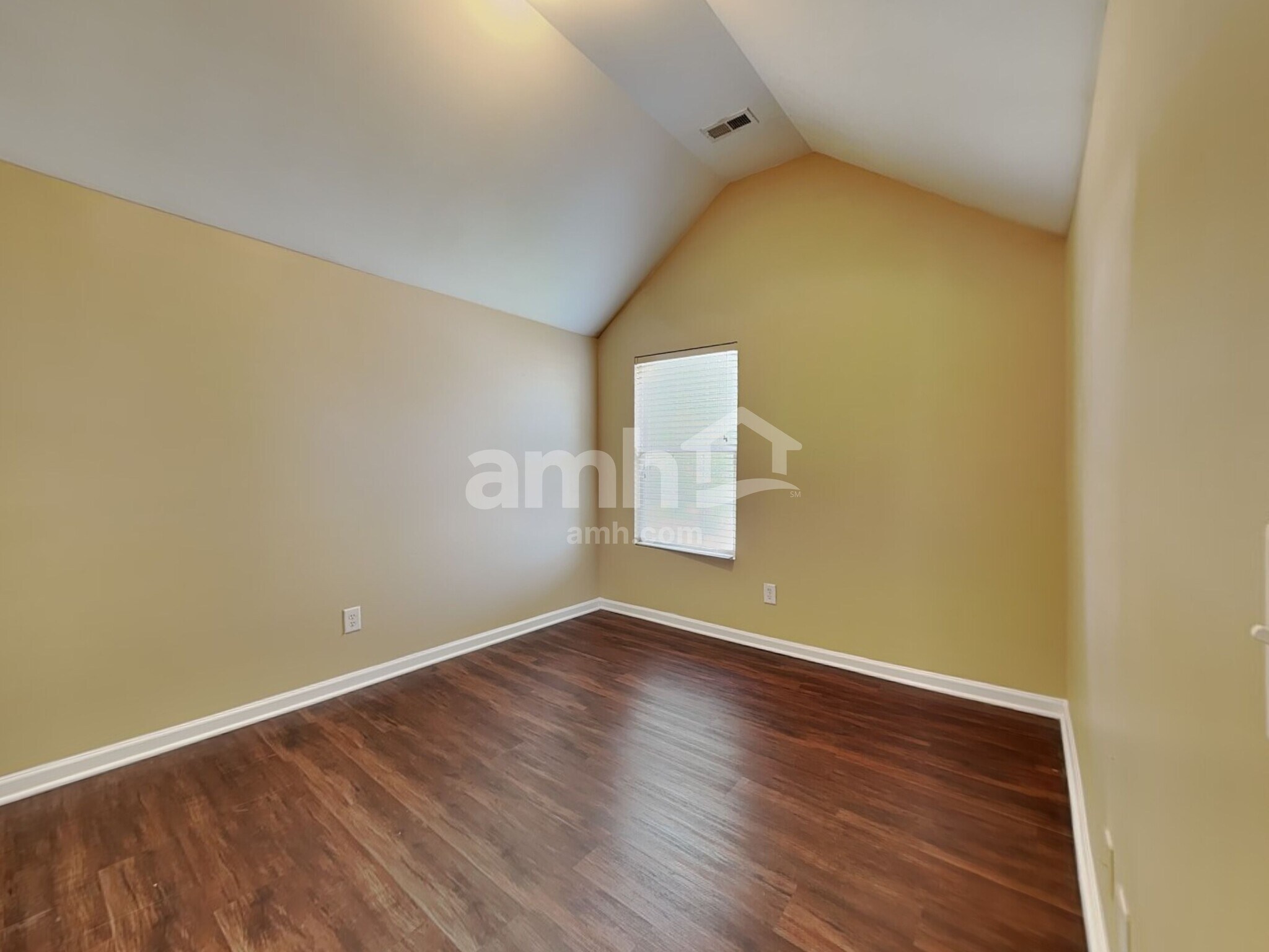 Building Photo - 3827 Chehaw Dr