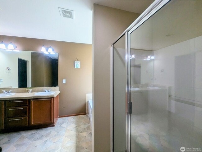 Building Photo - 4bd/2.5ba Lynnwood Home