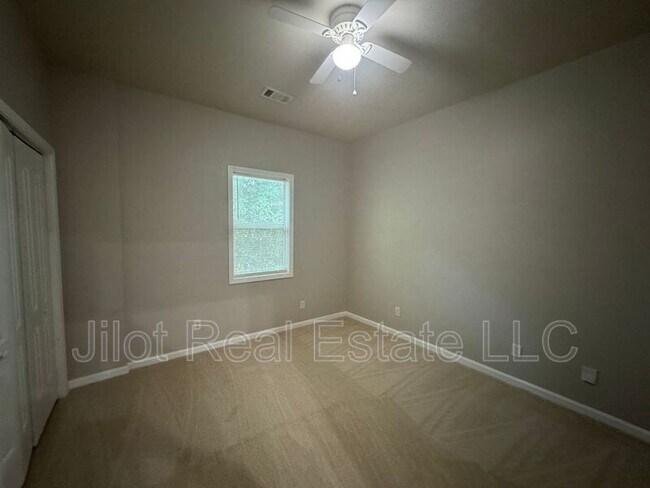 Building Photo - 1366 Clermont Ave