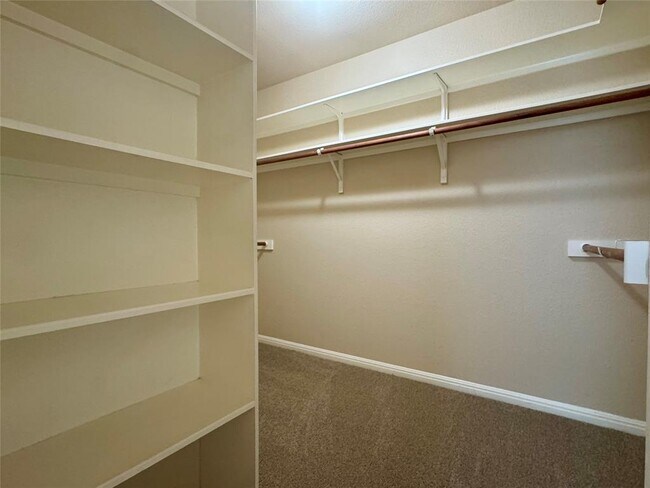 Building Photo - 2112 Craig Patrick Way